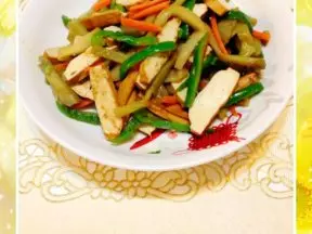 青椒榨菜炒乾子
