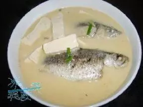 燉魚湯