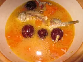 木瓜鯽魚湯