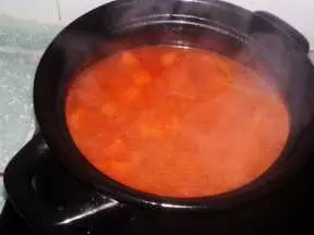 洋蔥西紅柿牛肉湯