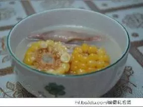 豬蹄玉米湯