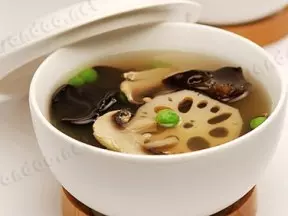 木耳蓮藕湯
