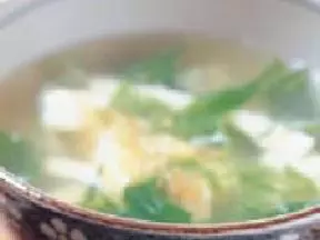 菠菜豆腐湯