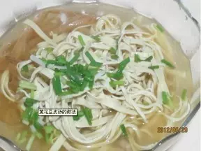 黃花菜豆皮湯-清淡有營養