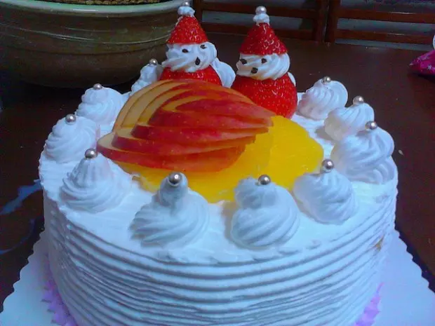 雪人生日蛋糕