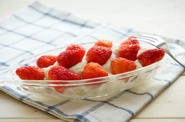 雪山紅寶—奶油草莓（請不要傳沒有奶製品小夥伴的禿草莓）