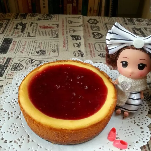 草莓牛奶奶酪蛋糕