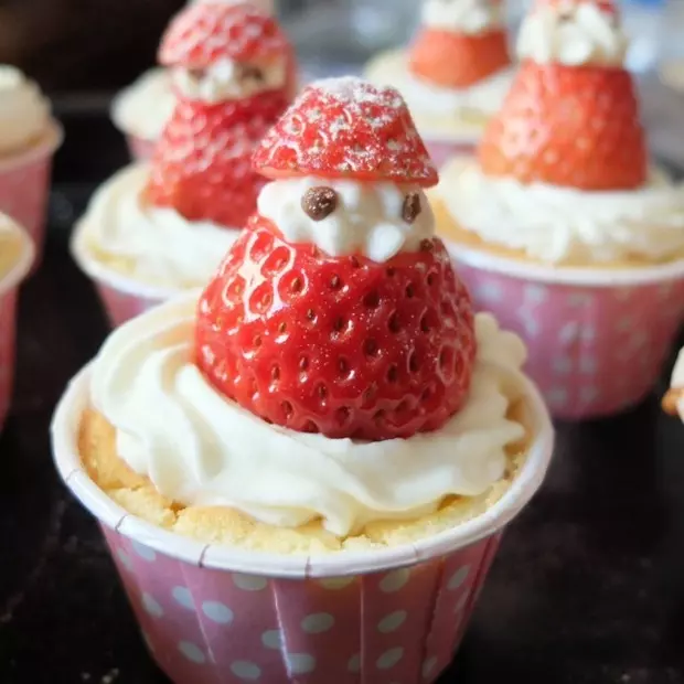 【聖誕款】草莓紙杯蛋糕