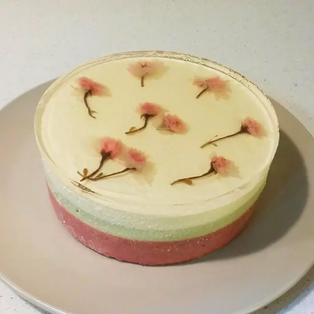 櫻花彩虹慕斯蛋糕