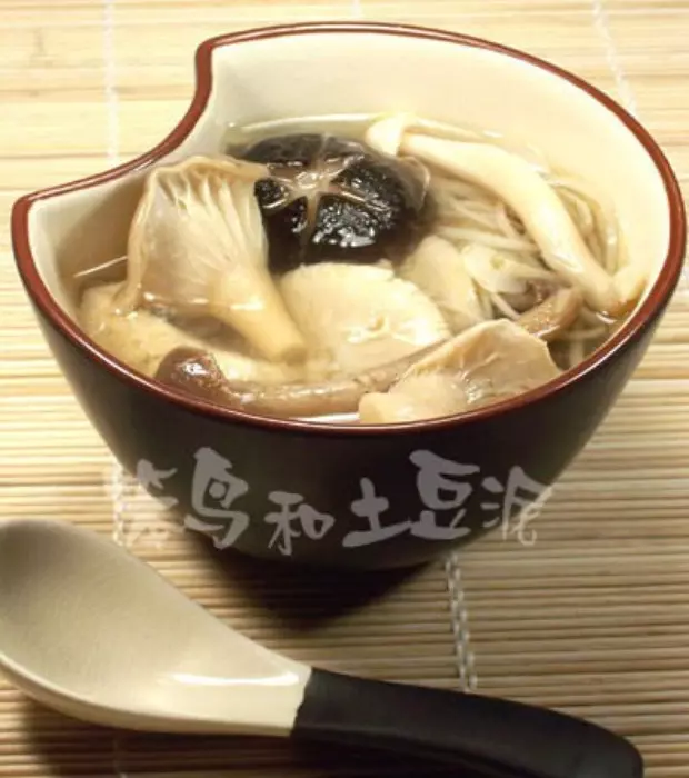 什錦蘑菇湯