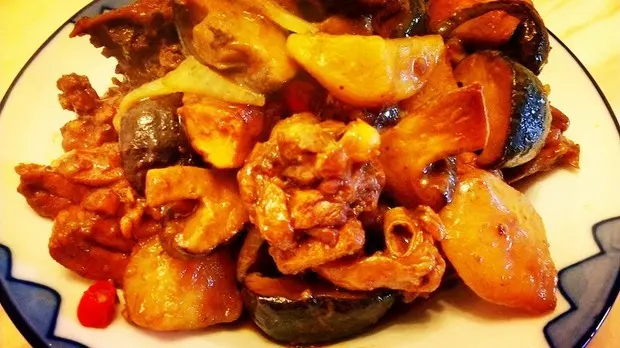 香菇雞肉燉土豆