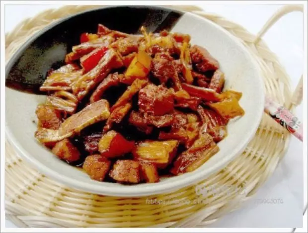 腐竹紅燒肉