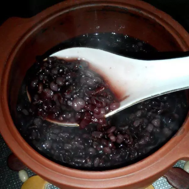 砂鍋紫米粥