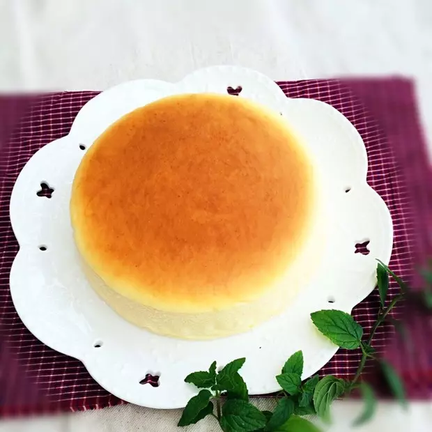 小嶋老師的蛋奶酥芝士蛋糕（蘇芙蕾奶酪蛋糕）