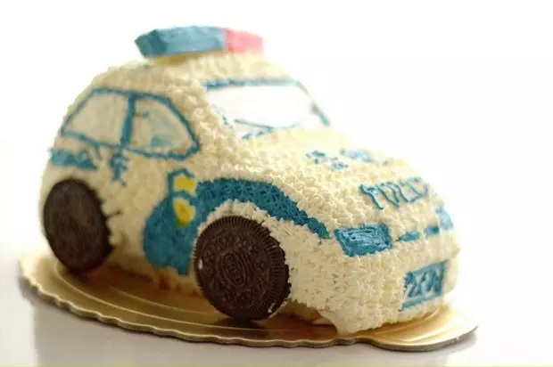 卡通汽車蛋糕