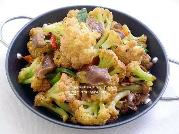 干鍋雞胗炒花菜