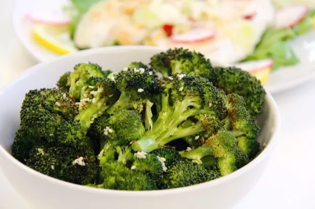烤西蘭花 Roast Broccoli with Sesame
