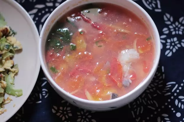 西紅柿鱈魚湯