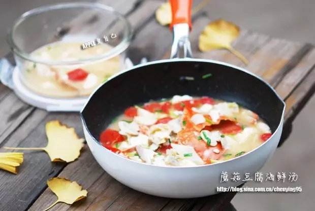 蘑菇豆腐海鮮湯