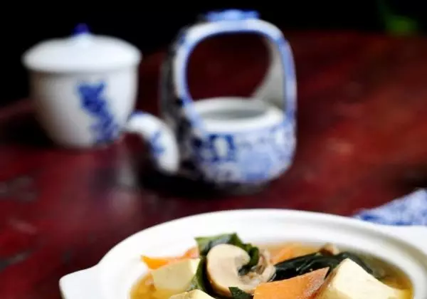 味噌豆腐湯的做法