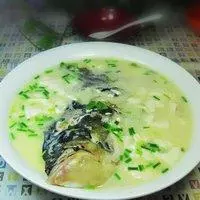 魚頭豆腐湯的做法