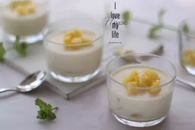 酸奶菠蘿慕斯杯的做法