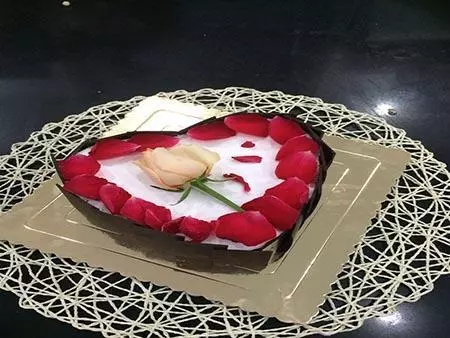 玫瑰心形蛋糕