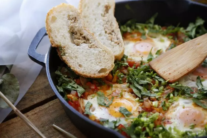 【原麥早餐】鮪魚歐包：配鼎鼎大名的北非蛋