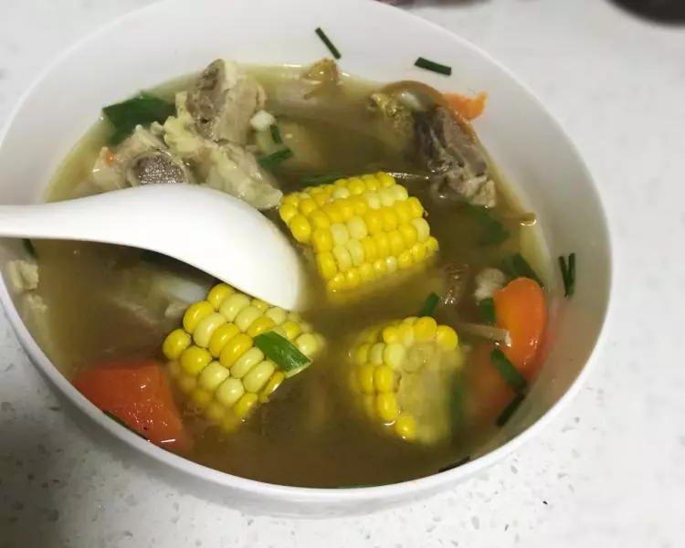 排骨玉米湯