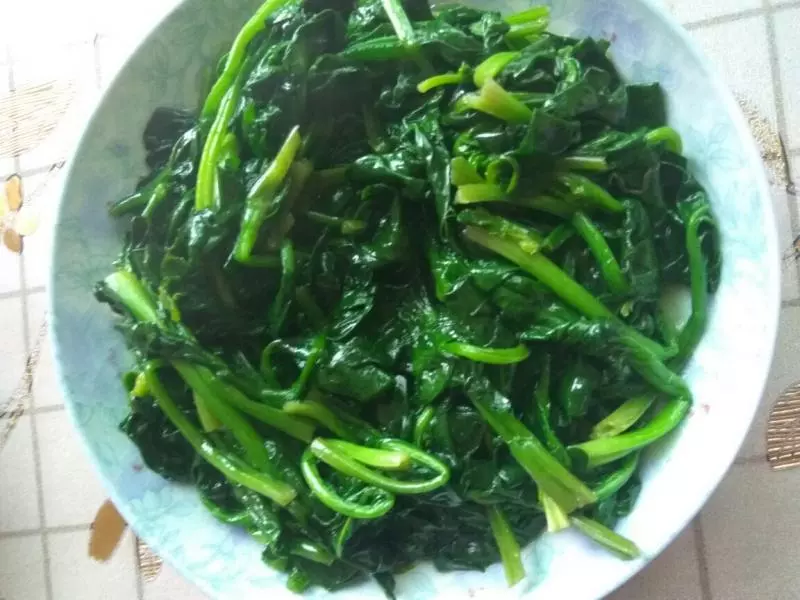 炒菠菜