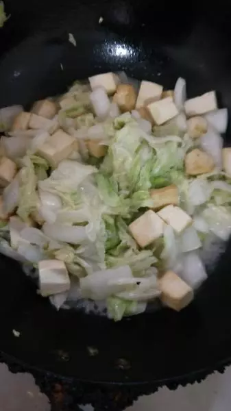 白菜炒豆腐*豆腐炒白菜