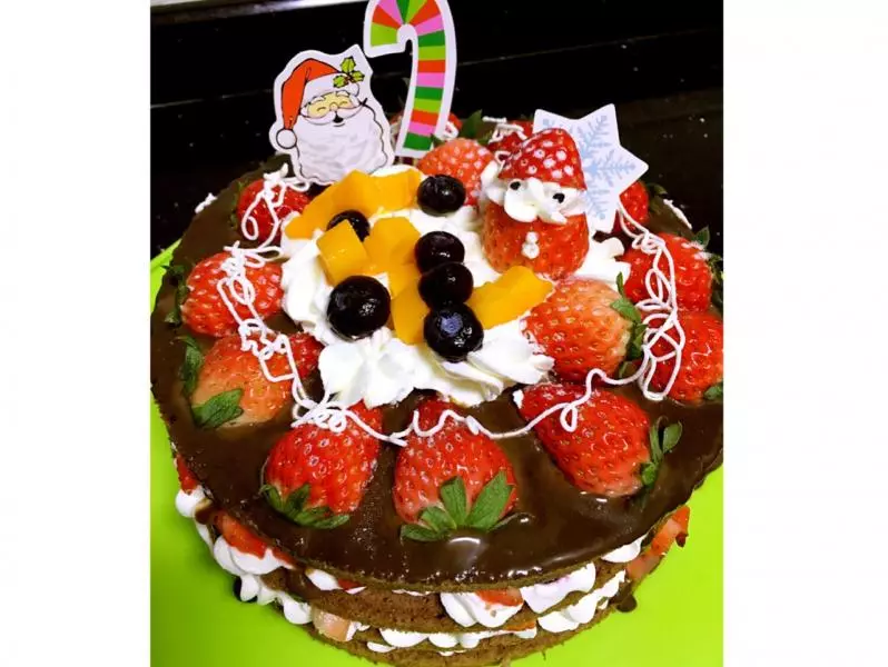 8寸草莓裸蛋糕(聖誕主題)