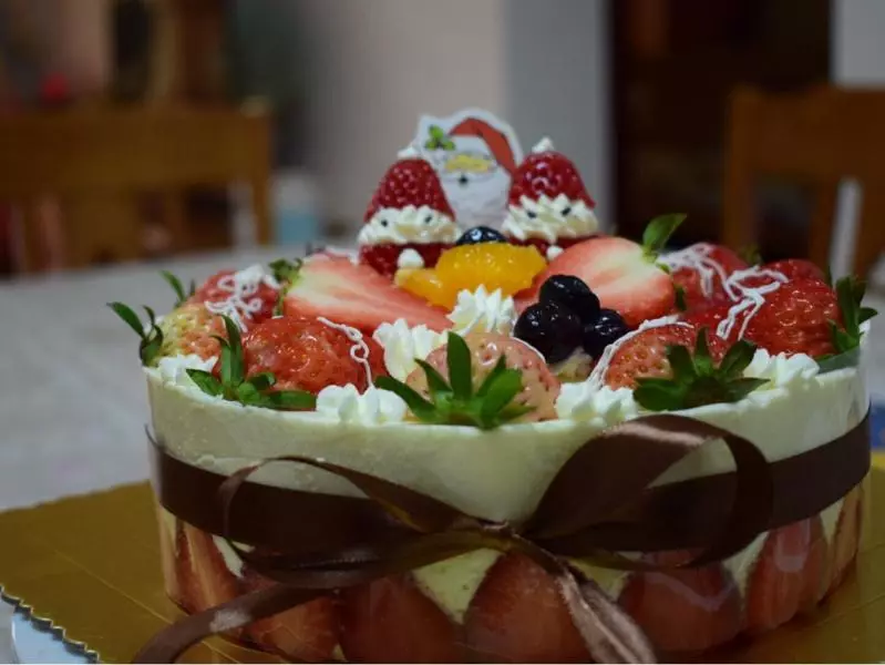 草莓慕斯蛋糕(8寸燙麵)