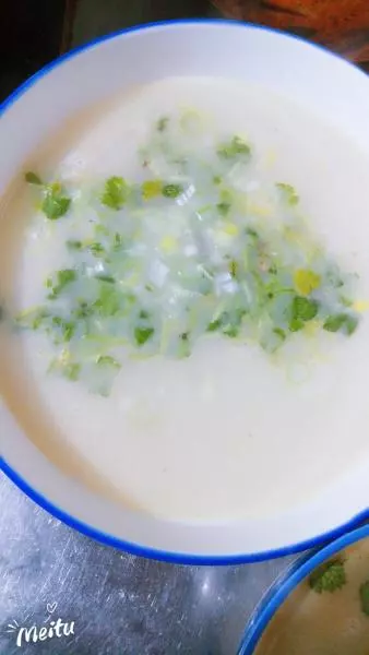 牛奶野生魚湯