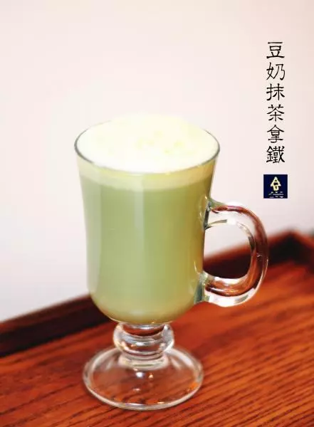 豆奶抹茶拿鐵 (Soy Green Tea Latte)