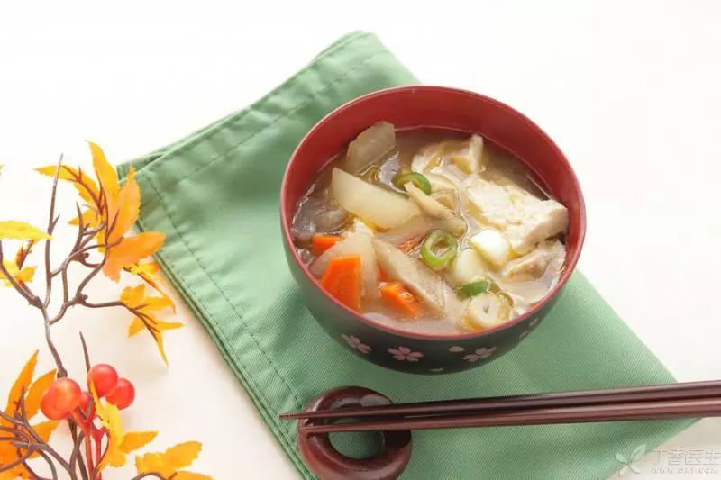 白蘿蔔豆腐湯