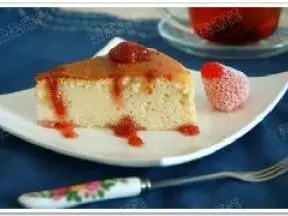 草莓酸奶蛋糕