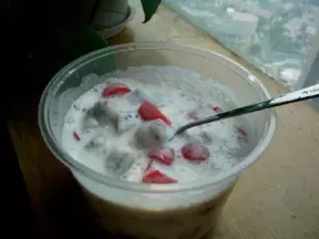 自製水果酸奶
