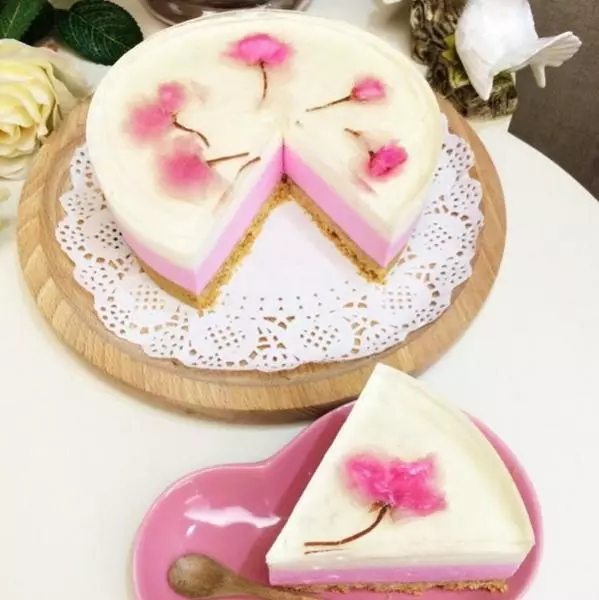 櫻花酸奶慕斯蛋糕