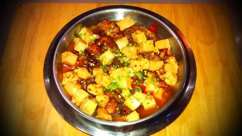 干鍋豆腐魚