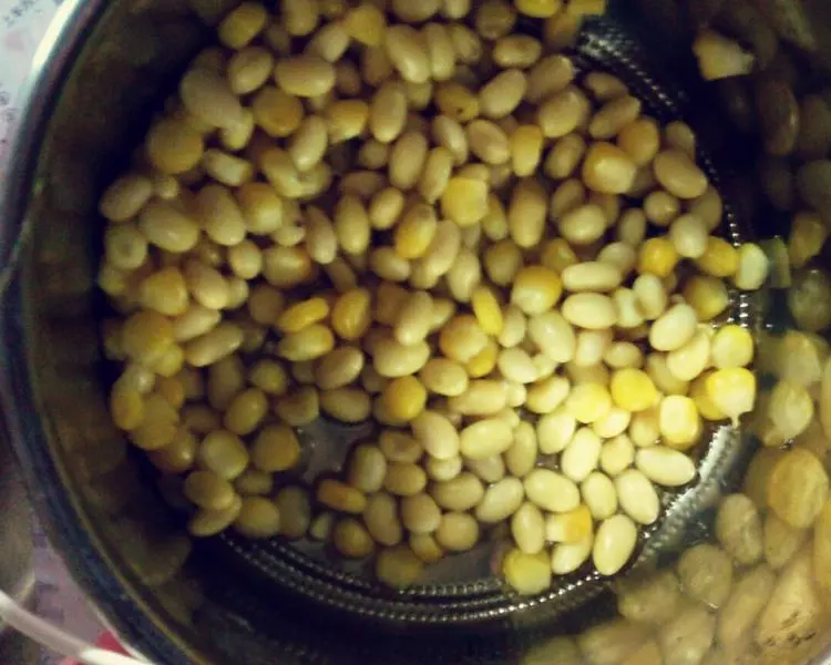 水煮玉米黃豆