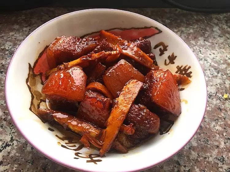 電熱杯版竹筍紅燒肉
