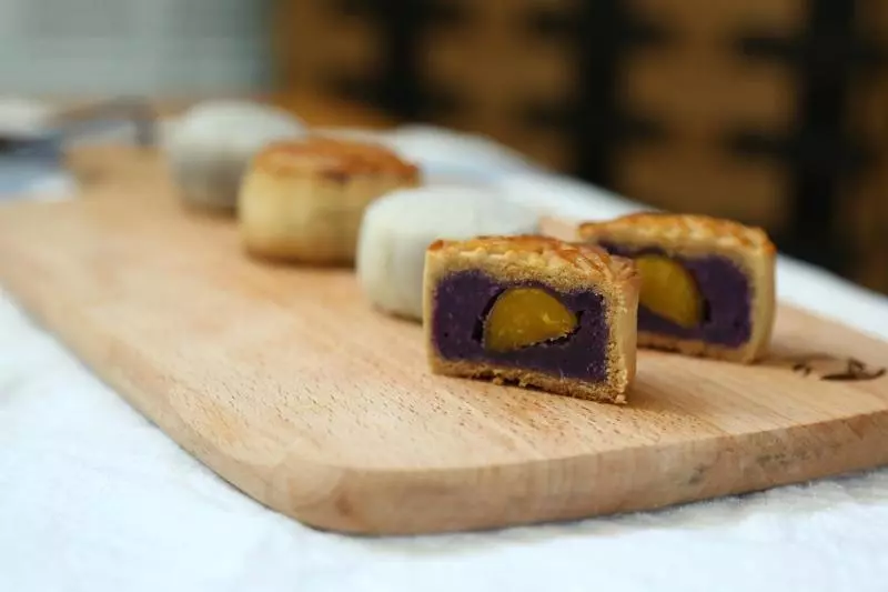 廣式（蛋黃/板栗）紫薯月餅