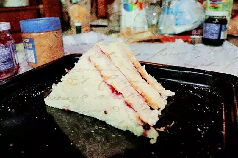 【名偵探柯南OVA】美式藍莓花生醬三明治