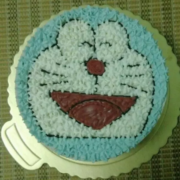 哆啦A夢奶油蛋糕