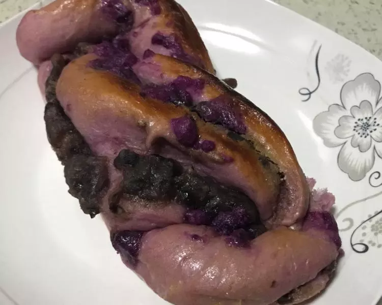 紫薯豆沙奶酥麵包