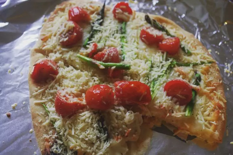 簡單好吃的蔬菜pizza