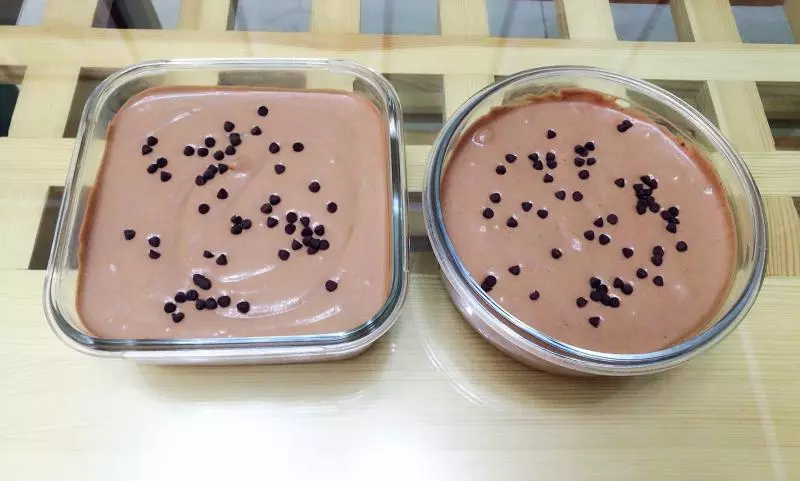 巧克力冰激凌（無需攪拌）