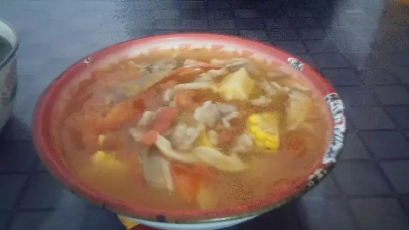 番茄玉米肉片湯