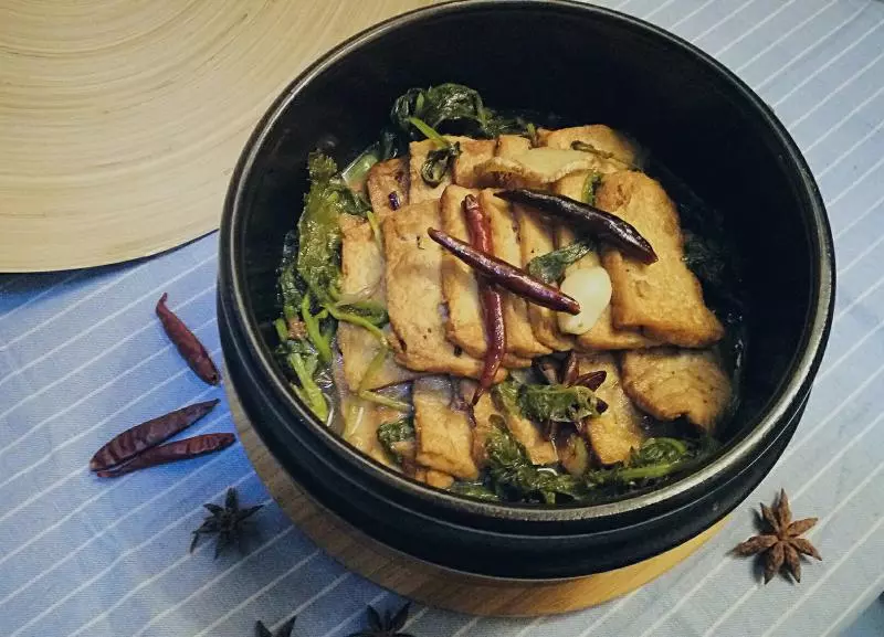 雪菜燉豆腐